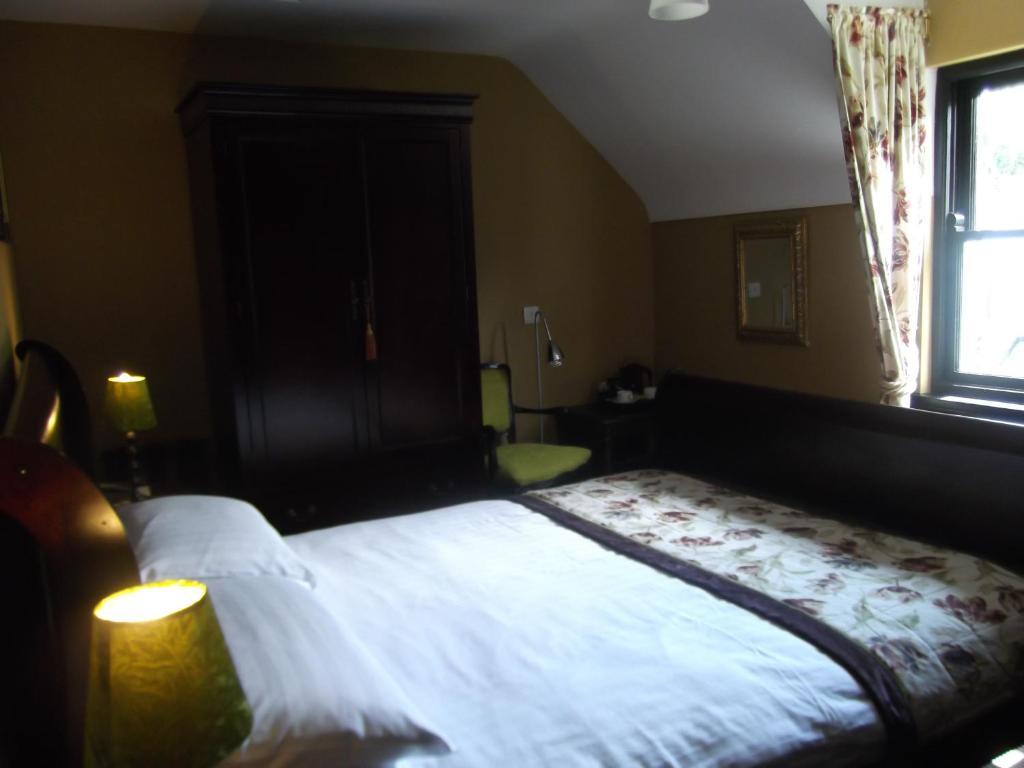 Knockninny Country House & Marina Derrylin Quarto foto